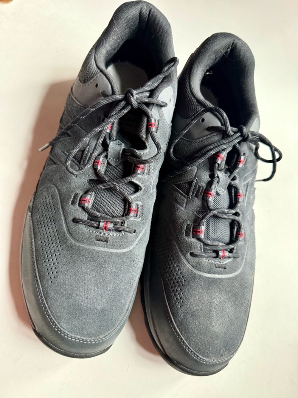 New Balance Men’s Black 15 2E Wide Trail Shoes Black Red Hiking Walking Athletic